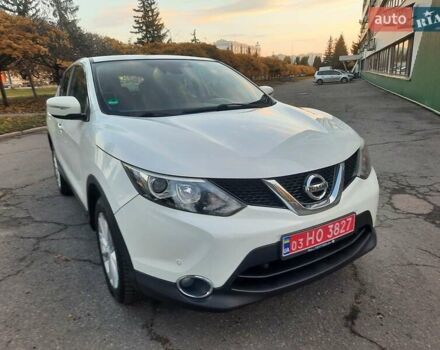 Белый Ниссан Кашкай, объемом двигателя 1.5 л и пробегом 171 тыс. км за 14800 $, фото 119 на Automoto.ua
