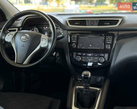 Белый Ниссан Кашкай, объемом двигателя 1.46 л и пробегом 240 тыс. км за 14299 $, фото 12 на Automoto.ua