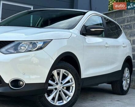 Білий Ніссан Кашкай, об'ємом двигуна 1.5 л та пробігом 249 тис. км за 13900 $, фото 1 на Automoto.ua