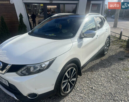 Білий Ніссан Кашкай, об'ємом двигуна 1.6 л та пробігом 282 тис. км за 12000 $, фото 1 на Automoto.ua