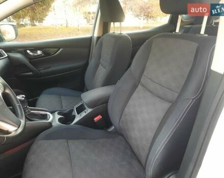 Белый Ниссан Кашкай, объемом двигателя 1.5 л и пробегом 171 тыс. км за 14800 $, фото 44 на Automoto.ua