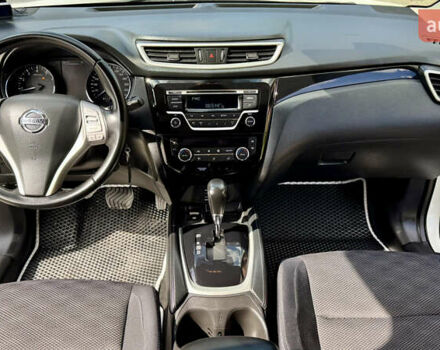Білий Ніссан Кашкай, об'ємом двигуна 1.2 л та пробігом 120 тис. км за 12950 $, фото 38 на Automoto.ua