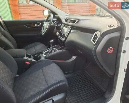 Белый Ниссан Кашкай, объемом двигателя 1.5 л и пробегом 171 тыс. км за 14800 $, фото 116 на Automoto.ua