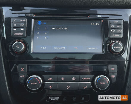 Белый Ниссан Кашкай, объемом двигателя 1.6 л и пробегом 225 тыс. км за 14600 $, фото 19 на Automoto.ua