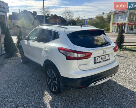 Білий Ніссан Кашкай, об'ємом двигуна 1.6 л та пробігом 282 тис. км за 12000 $, фото 4 на Automoto.ua
