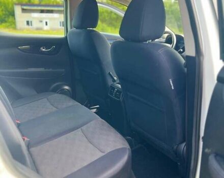 Белый Ниссан Кашкай, объемом двигателя 1.6 л и пробегом 130 тыс. км за 15200 $, фото 29 на Automoto.ua