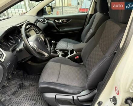 Білий Ніссан Кашкай, об'ємом двигуна 1.46 л та пробігом 234 тис. км за 14000 $, фото 6 на Automoto.ua