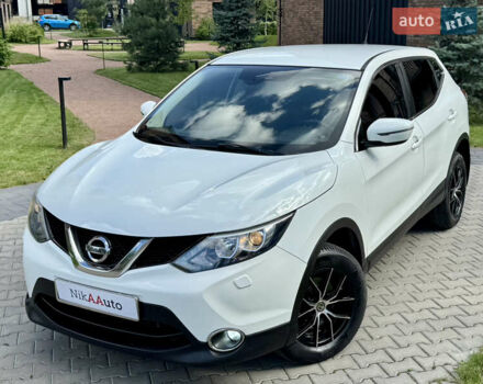 Білий Ніссан Кашкай, об'ємом двигуна 1.2 л та пробігом 120 тис. км за 12950 $, фото 25 на Automoto.ua