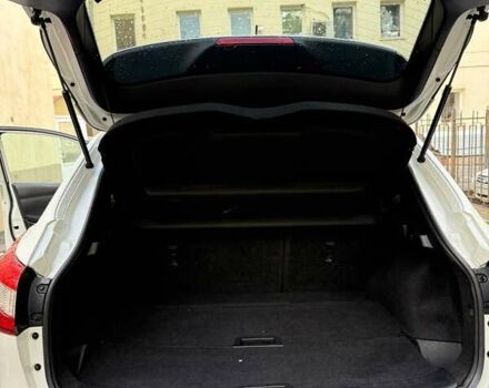 Білий Ніссан Кашкай, об'ємом двигуна 1.46 л та пробігом 234 тис. км за 14000 $, фото 7 на Automoto.ua