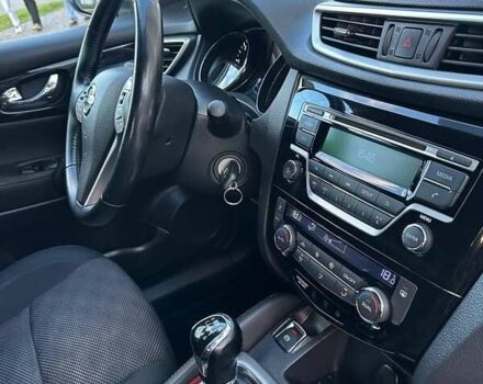 Белый Ниссан Кашкай, объемом двигателя 1.5 л и пробегом 292 тыс. км за 13899 $, фото 62 на Automoto.ua