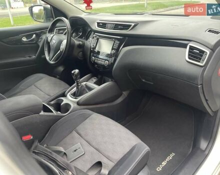 Белый Ниссан Кашкай, объемом двигателя 1.5 л и пробегом 244 тыс. км за 14900 $, фото 32 на Automoto.ua