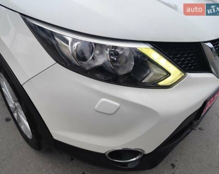 Белый Ниссан Кашкай, объемом двигателя 1.5 л и пробегом 190 тыс. км за 13990 $, фото 23 на Automoto.ua