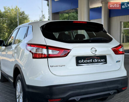 Белый Ниссан Кашкай, объемом двигателя 1.46 л и пробегом 240 тыс. км за 14299 $, фото 4 на Automoto.ua