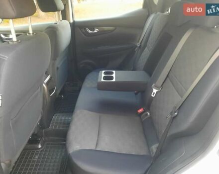 Белый Ниссан Кашкай, объемом двигателя 1.5 л и пробегом 171 тыс. км за 14800 $, фото 82 на Automoto.ua