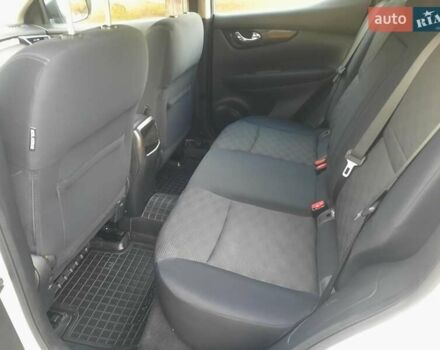 Белый Ниссан Кашкай, объемом двигателя 1.5 л и пробегом 171 тыс. км за 14800 $, фото 78 на Automoto.ua