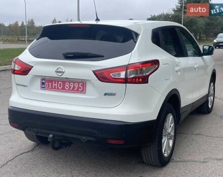 Белый Ниссан Кашкай, объемом двигателя 1.5 л и пробегом 244 тыс. км за 14900 $, фото 7 на Automoto.ua