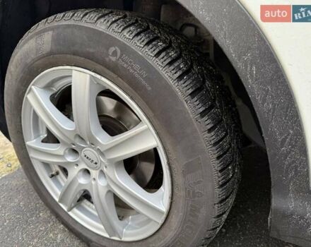 Білий Ніссан Кашкай, об'ємом двигуна 1.46 л та пробігом 234 тис. км за 14000 $, фото 4 на Automoto.ua