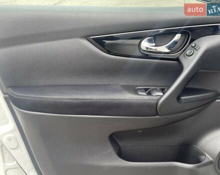 Белый Ниссан Кашкай, объемом двигателя 1.5 л и пробегом 244 тыс. км за 14900 $, фото 20 на Automoto.ua