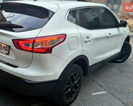 Білий Ніссан Кашкай, об'ємом двигуна 1.2 л та пробігом 191 тис. км за 11999 $, фото 15 на Automoto.ua