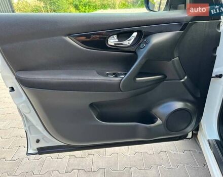 Білий Ніссан Кашкай, об'ємом двигуна 1.5 л та пробігом 249 тис. км за 13900 $, фото 42 на Automoto.ua