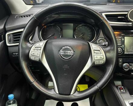 Белый Ниссан Кашкай, объемом двигателя 1.6 л и пробегом 220 тыс. км за 15000 $, фото 16 на Automoto.ua