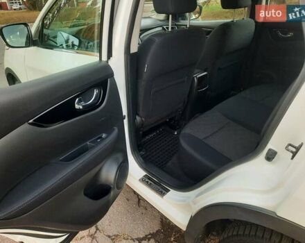 Белый Ниссан Кашкай, объемом двигателя 1.5 л и пробегом 171 тыс. км за 14800 $, фото 75 на Automoto.ua