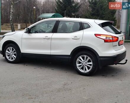 Белый Ниссан Кашкай, объемом двигателя 1.5 л и пробегом 190 тыс. км за 13990 $, фото 16 на Automoto.ua