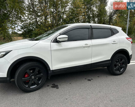 Белый Ниссан Кашкай, объемом двигателя 2 л и пробегом 230 тыс. км за 11800 $, фото 11 на Automoto.ua