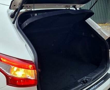 Білий Ніссан Кашкай, об'ємом двигуна 1.2 л та пробігом 191 тис. км за 11999 $, фото 53 на Automoto.ua