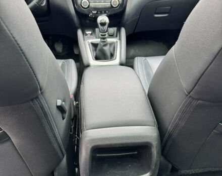 Белый Ниссан Кашкай, объемом двигателя 1.5 л и пробегом 175 тыс. км за 14999 $, фото 55 на Automoto.ua