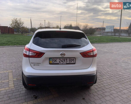 Белый Ниссан Кашкай, объемом двигателя 1.2 л и пробегом 140 тыс. км за 10850 $, фото 9 на Automoto.ua