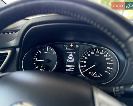 Белый Ниссан Кашкай, объемом двигателя 1.46 л и пробегом 240 тыс. км за 14299 $, фото 8 на Automoto.ua