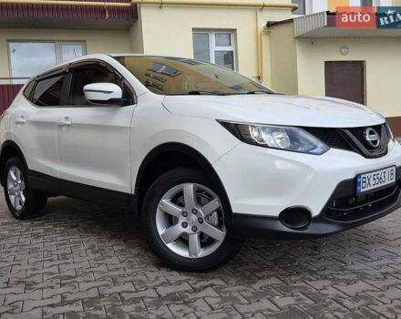 Ниссан Кашкай 2014 в Хмельницком на Automoto.ua Белый Ниссан Кашкай, объемом двигателя 2 л и пробегом 230 тыс. км за 11777 $, фото 1 на Automoto.ua