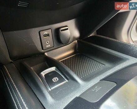 Ниссан Кашкай 2014 в Хмельницком на Automoto.ua Белый Ниссан Кашкай, объемом двигателя 2 л и пробегом 230 тыс. км за 11777 $, фото 46 на Automoto.ua