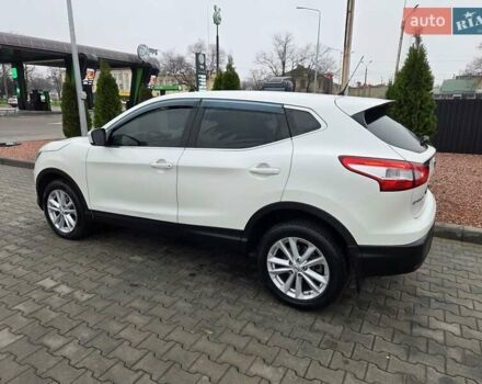 Білий Ніссан Кашкай, об'ємом двигуна 1.6 л та пробігом 174 тис. км за 13400 $, фото 5 на Automoto.ua