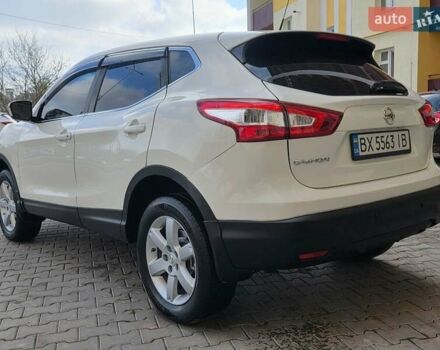 Ниссан Кашкай 2014 в Хмельницком на Automoto.ua Белый Ниссан Кашкай, объемом двигателя 2 л и пробегом 230 тыс. км за 11777 $, фото 2 на Automoto.ua