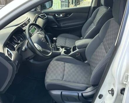 Білий Ніссан Кашкай, об'ємом двигуна 1.5 л та пробігом 249 тис. км за 13900 $, фото 35 на Automoto.ua