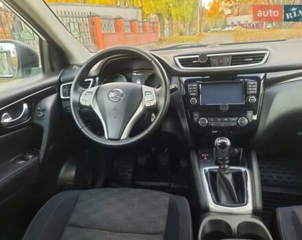 Белый Ниссан Кашкай, объемом двигателя 1.5 л и пробегом 171 тыс. км за 14800 $, фото 71 на Automoto.ua