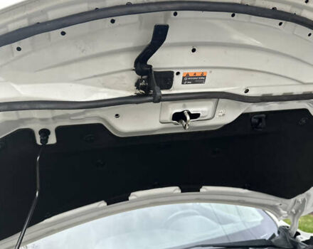 Ніссан Кашкай 2014 у Радивилове на Automoto.ua Білий Ніссан Кашкай, об'ємом двигуна 1.5 л та пробігом 193 тис. км за 14200 $, фото 49 на Automoto.ua