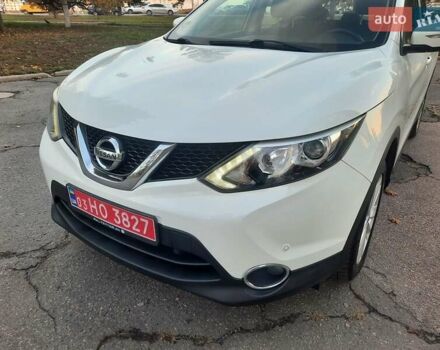 Белый Ниссан Кашкай, объемом двигателя 1.5 л и пробегом 171 тыс. км за 14800 $, фото 27 на Automoto.ua