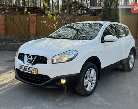 Белый Ниссан Кашкай, объемом двигателя 0 л и пробегом 165 тыс. км за 12500 $, фото 62 на Automoto.ua