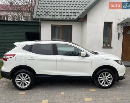 Белый Ниссан Кашкай, объемом двигателя 1.5 л и пробегом 244 тыс. км за 14999 $, фото 11 на Automoto.ua