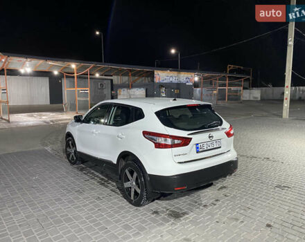 Белый Ниссан Кашкай, объемом двигателя 1.6 л и пробегом 86 тыс. км за 15200 $, фото 1 на Automoto.ua