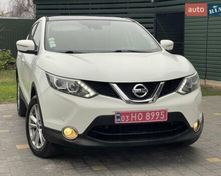 Белый Ниссан Кашкай, объемом двигателя 1.5 л и пробегом 244 тыс. км за 14999 $, фото 1 на Automoto.ua