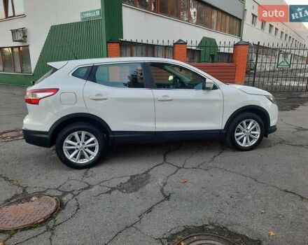 Белый Ниссан Кашкай, объемом двигателя 1.5 л и пробегом 171 тыс. км за 14800 $, фото 20 на Automoto.ua