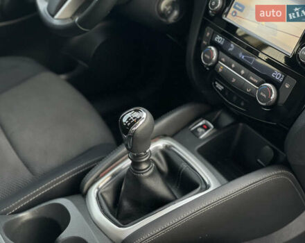 Білий Ніссан Кашкай, об'ємом двигуна 1.6 л та пробігом 238 тис. км за 13200 $, фото 7 на Automoto.ua