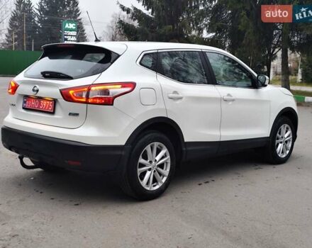 Белый Ниссан Кашкай, объемом двигателя 1.5 л и пробегом 190 тыс. км за 13990 $, фото 18 на Automoto.ua