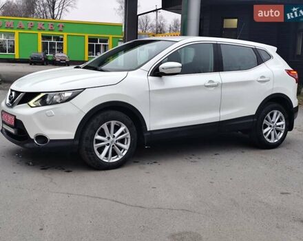 Белый Ниссан Кашкай, объемом двигателя 1.5 л и пробегом 190 тыс. км за 13990 $, фото 21 на Automoto.ua