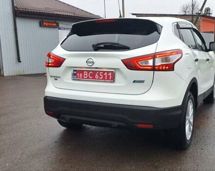 Белый Ниссан Кашкай, объемом двигателя 1.5 л и пробегом 134 тыс. км за 14900 $, фото 41 на Automoto.ua