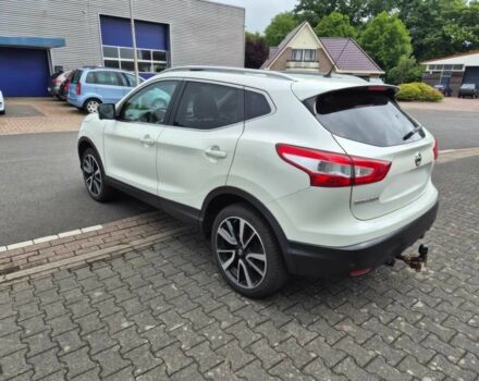 Білий Ніссан Кашкай, об'ємом двигуна 1.6 л та пробігом 77 тис. км за 8100 $, фото 3 на Automoto.ua